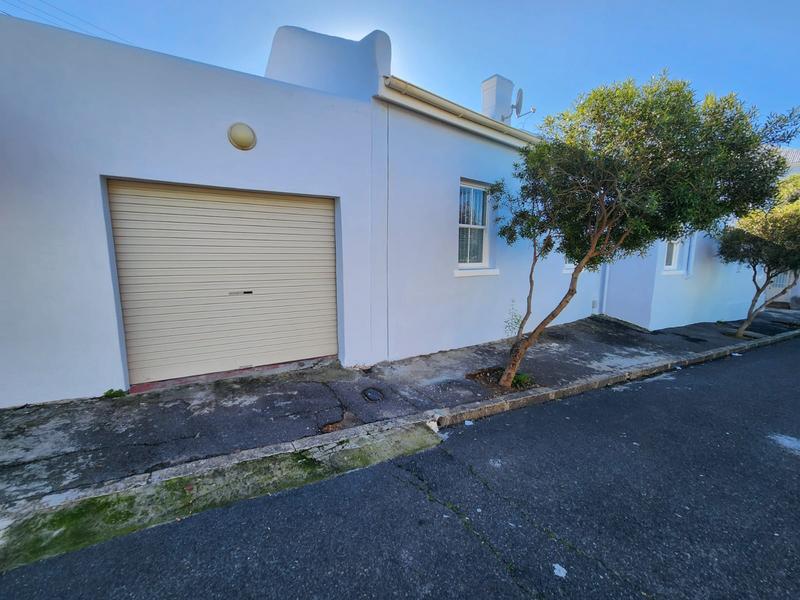 2 Bedroom Property for Sale in Woodstock Upper Western Cape